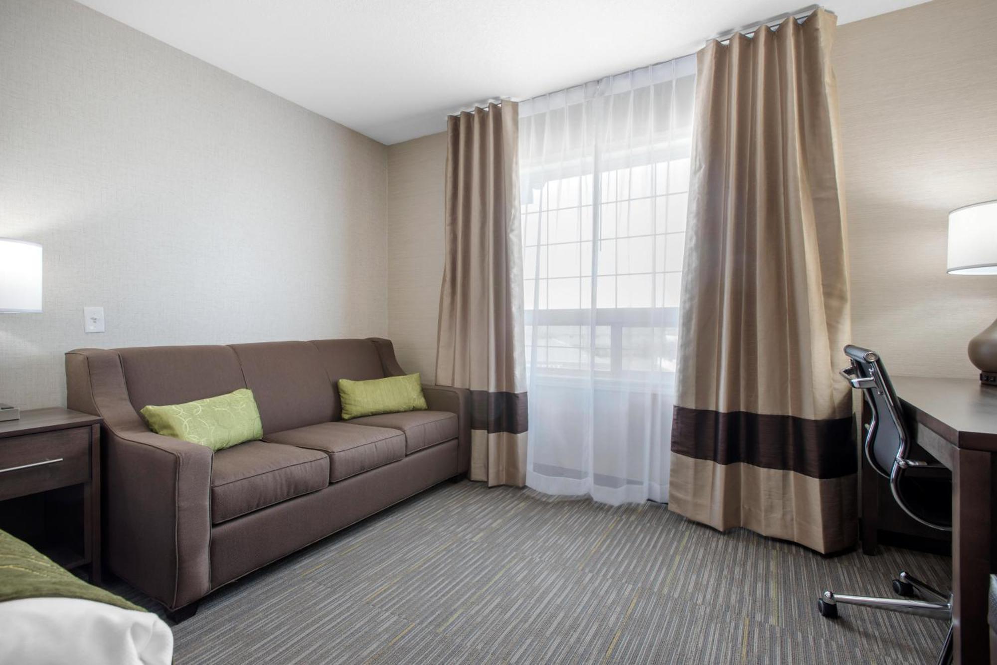 Comfort Inn & Suites Red Deer Kültér fotó